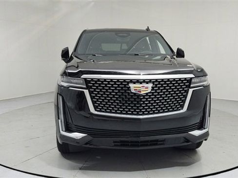 Certified 2022 Cadillac Escalade Premium Luxury image 8