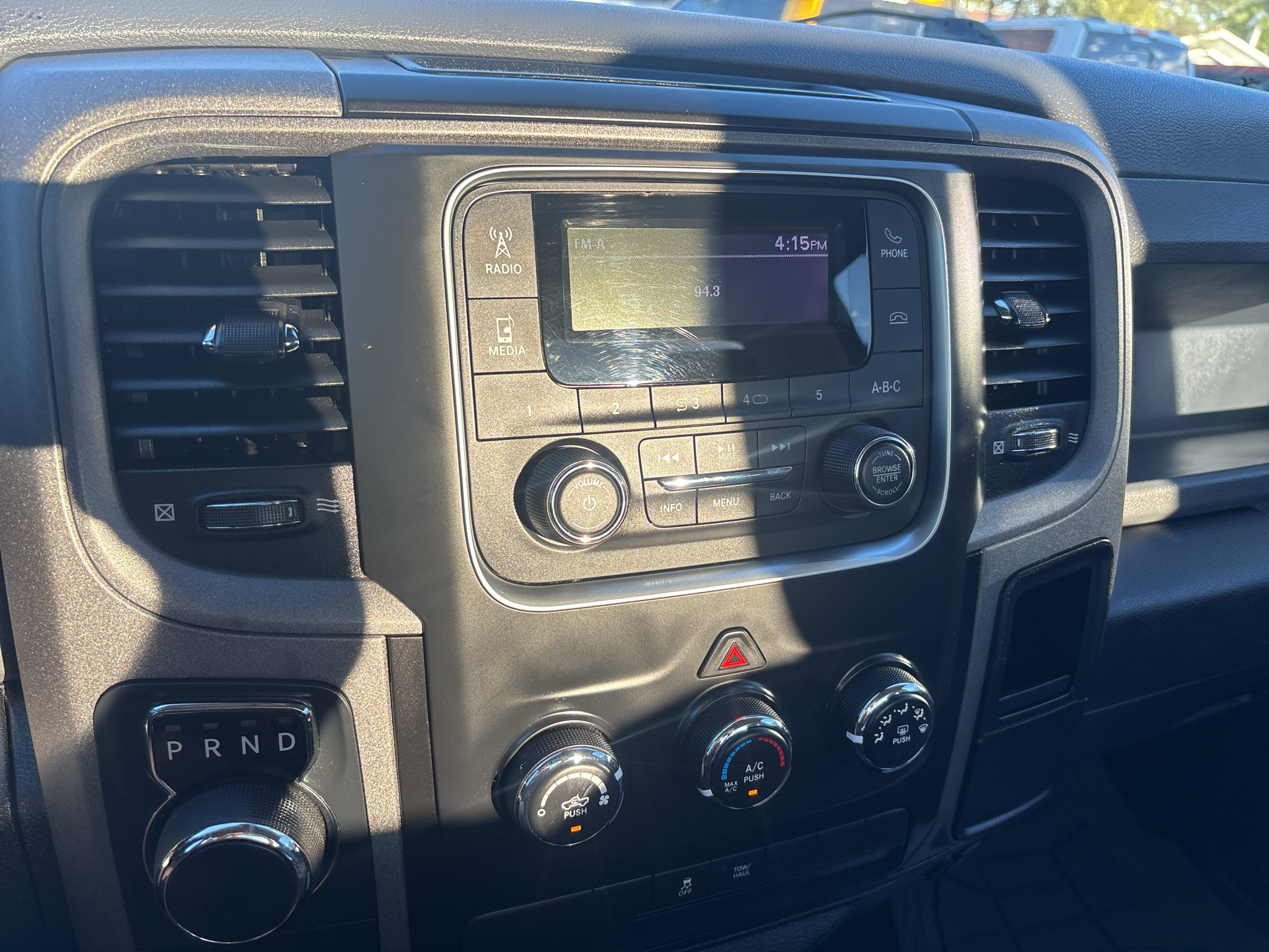 Used 2018 RAM 1500 Express RWD image 15
