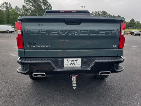 Used 2025 Chevrolet Silverado 1500 LT Trail Boss w/ LT Trail Boss Premium Package AWD/4WD image 8