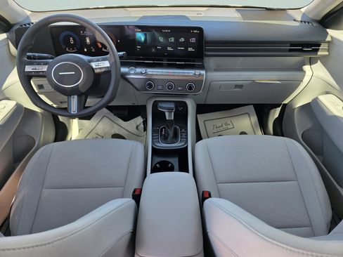 New 2026 Hyundai Kona SE image 15