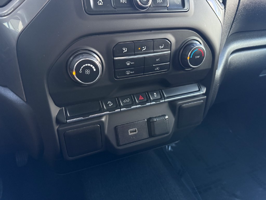 Used 2020 Chevrolet Silverado 1500 Custom Trail Boss w/ Custom Convenience Package AWD/4WD image 42