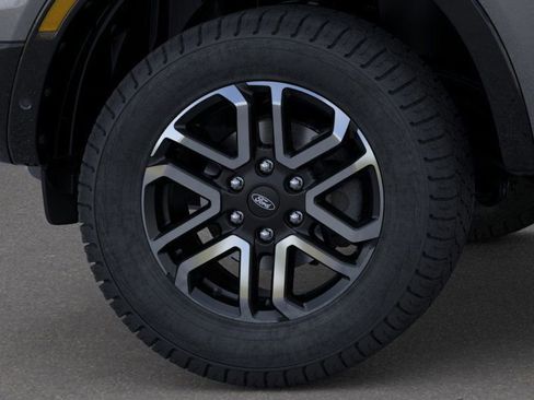 New 2025 Ford Ranger Lariat w/ FX4 Off-Road Package image 19