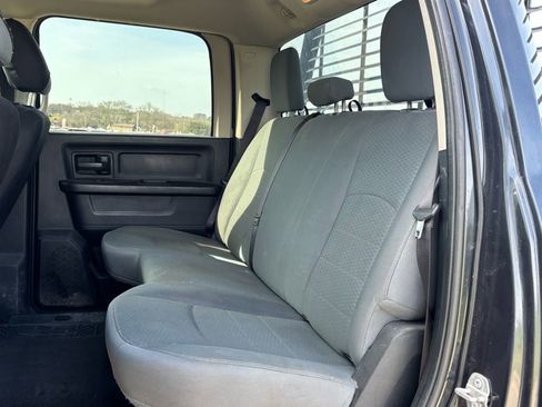 Used 2017 RAM 2500 Tradesman w/ Chrome Appearance Group image 8