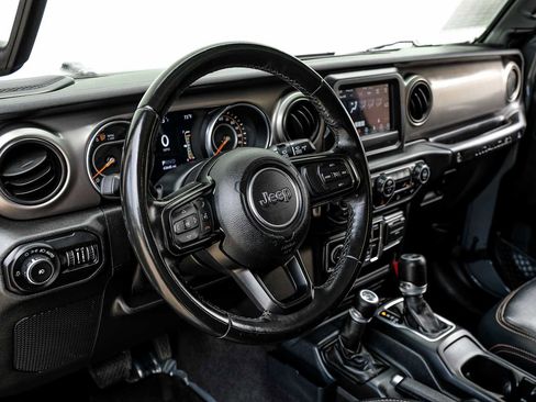Used 2020 Jeep Wrangler Unlimited Sport S AWD/4WD image 19