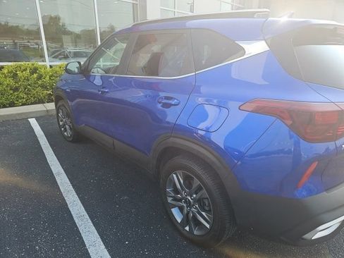 Used 2021 Kia Seltos S AWD/4WD image 13