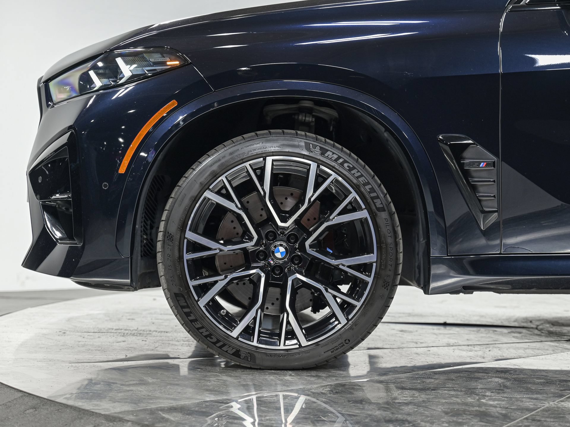Used 2024 BMW X5 M Competition w/ Executive Package AWD/4WD image 3