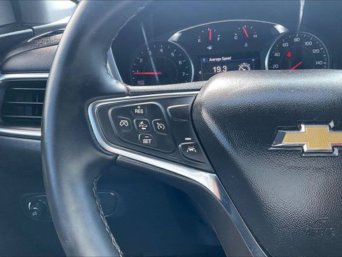 Used 2024 Chevrolet Equinox LT w/ LPO, Floor Liner Package FWD image 17