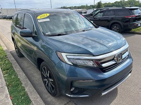 Used 2021 Honda Pilot Touring image 2