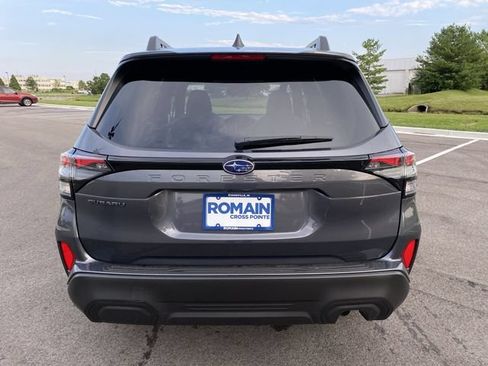 Used 2025 Subaru Forester Premium w/ Convenience Package #1 AWD/4WD image 4