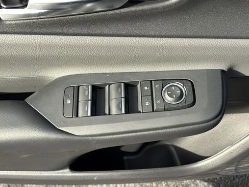 New 2026 Toyota Prius XLE AWD/4WD image 13