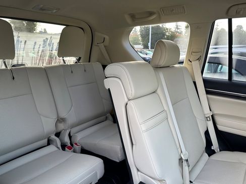 Used 2021 Lexus GX 460 Premium image 19