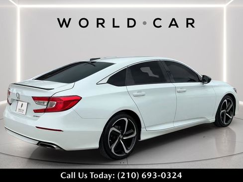 Used 2022 Honda Accord Sport image 7