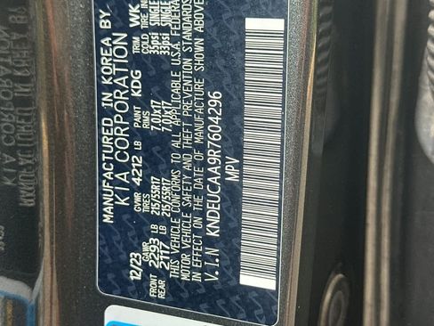 Used 2024 Kia Seltos S AWD/4WD image 29
