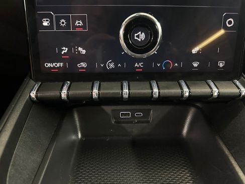 Used 2025 GMC Terrain Elevation FWD image 14