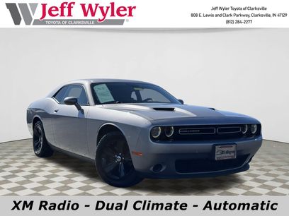 Used 2016 Dodge Challenger SXT