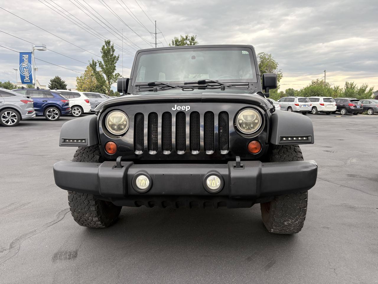 Used 2012 Jeep Wrangler Unlimited Rubicon w/ Dual Top Group AWD/4WD image 2