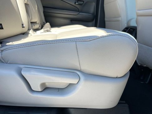 Certified 2023 Honda Passport EX-L image 36