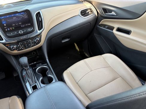 Certified 2023 Chevrolet Equinox Premier FWD image 17
