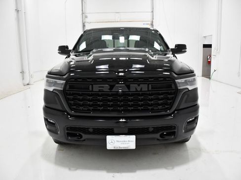 Used 2025 RAM 1500 Limited AWD/4WD image 2