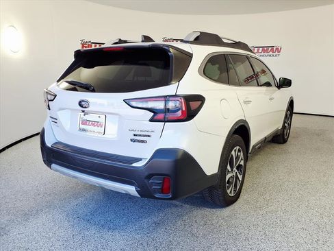 Used 2020 Subaru Outback Touring w/ Popular Package #2 image 24