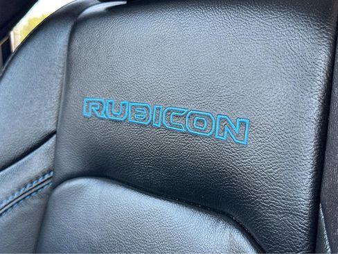 Used 2021 Jeep Wrangler Unlimited Rubicon 4xe w/ Dual Top Group image 31