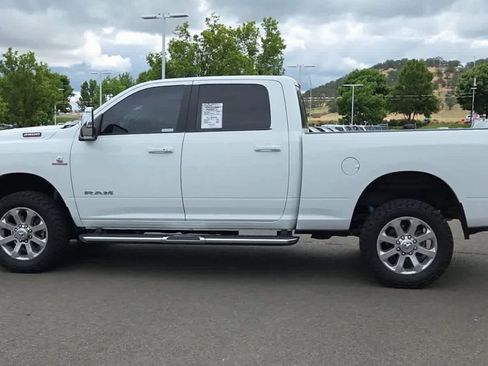 Used 2023 RAM 2500 Laramie AWD/4WD image 5
