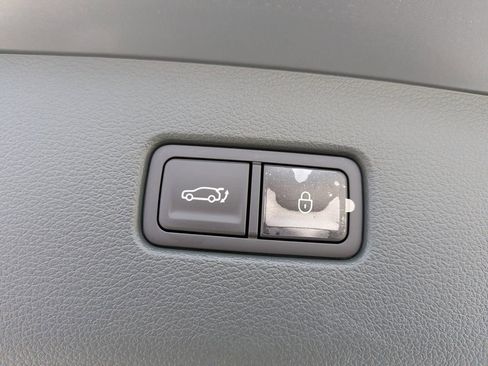 New 2026 Genesis GV80 2.5T Advanced image 33