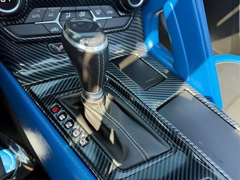 Used 2016 Chevrolet Corvette Stingray Convertible w/ Carbon Flash Badge Package RWD image 31