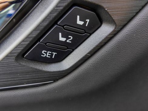 New 2026 Subaru Outback Touring XT AWD/4WD image 38