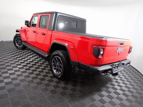 Used 2020 Jeep Gladiator Overland image 12
