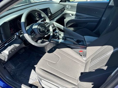 Certified 2023 Hyundai Elantra SEL FWD image 13