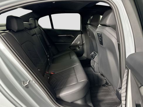 Certified 2025 BMW 530i w/ M Sport Package image 18