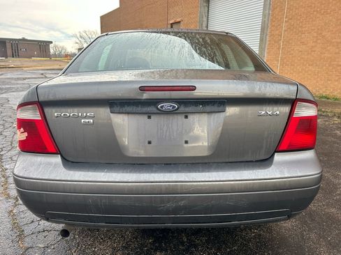 Used 2005 Ford Focus SE image 5