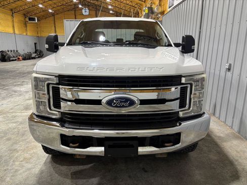 Used 2019 Ford F250 XL w/ STX Appearance Package AWD/4WD image 7