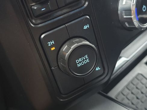 Used 2024 Ford F250 Lariat image 18