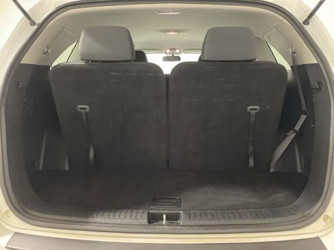 Used 2020 Kia Sorento LX image 8