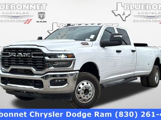 New 2025 RAM 3500 Tradesman video 1
