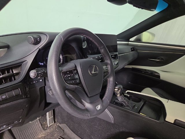 Used 2023 Lexus ES 350 F Sport w/ Accessory Package (Z1) FWD image 15