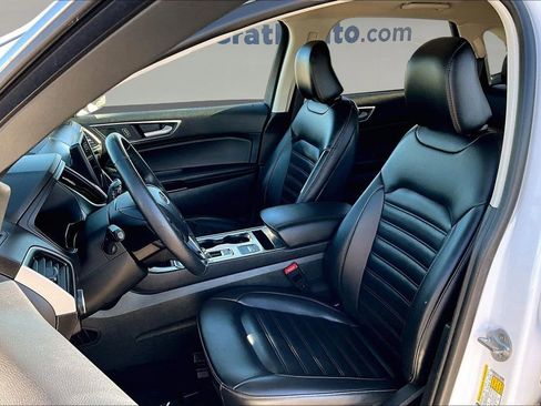 Used 2024 Ford Edge SEL image 21