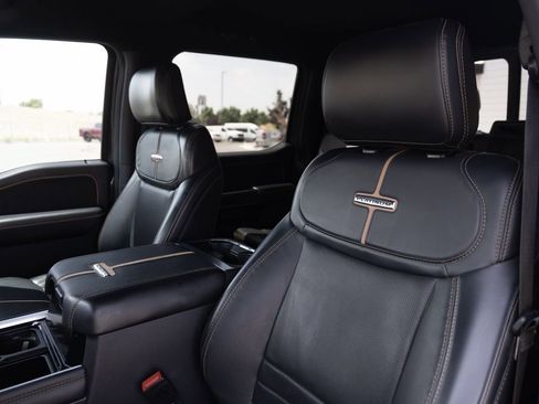 Used 2024 Ford F350 Platinum w/ FX4 Off-Road Package image 19