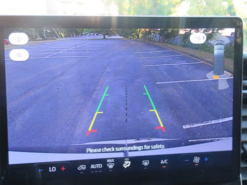 Used 2024 Ford Transit 350 XLT image 46