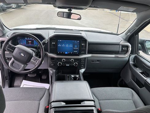 Used 2025 Ford F150 XLT w/ Equipment Group 301A Standard image 26