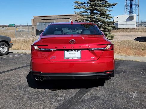 Used 2025 Toyota Camry SE w/ Convenience Package image 20