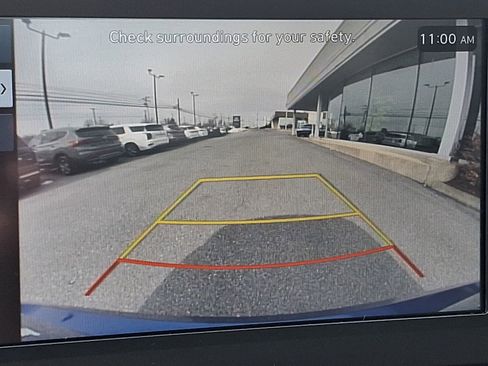 Certified 2024 Hyundai Elantra SE image 18