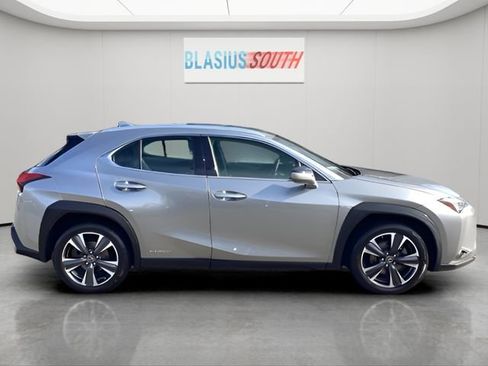 Used 2020 Lexus UX 250h w/ Accessory Package 2 image 2