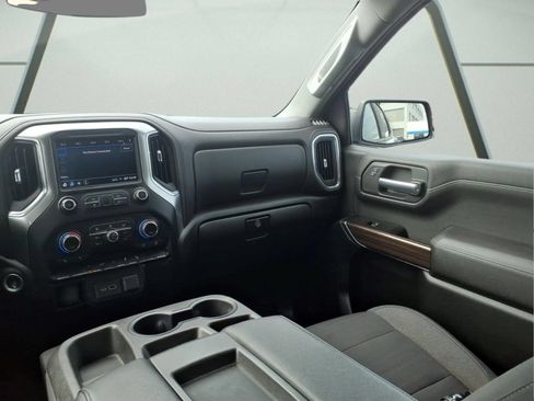 Used 2019 Chevrolet Silverado 1500 RST w/ All-Star Edition AWD/4WD image 12