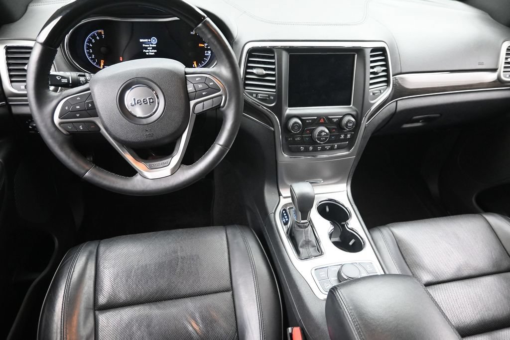 Used 2018 Jeep Grand Cherokee Overland AWD/4WD image 14