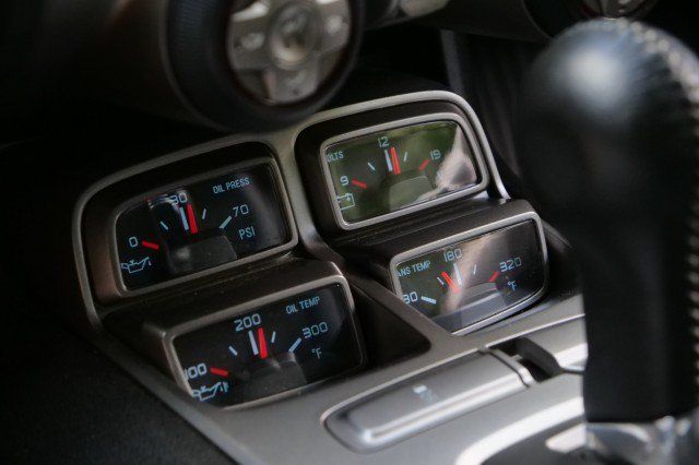 Used 2010 Chevrolet Camaro SS RWD image 22
