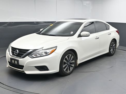 Used 2017 Nissan Altima 2.5 SL image 4