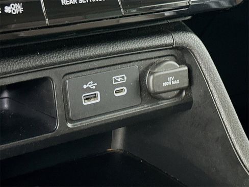 Used 2024 Honda Pilot Elite image 28